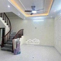 Bán Nhà 40M Ngọc Thuỵ Bên Chẵn Trong Đê Nhà Đẹp Ở Luôn Tầm Giá Tuyệt Chủng