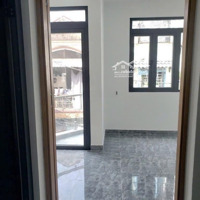 Nhà 3 Tầng Cứng Cáp - Âu Dương Lân Phường 3 Quận 8 , Khu Vực Trung Tâm , 4 Phòng Ngủ