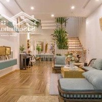 Khủng! Hẻm Vip - 2 Ô Tô Khu Hồ Biểu Chánh, Pn. Ngang Tận 6,5Mx11,3 - Nhà 5 Tầng (6Pn) Chỉ 13,5 Tỷ