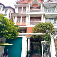 Giá Rẻ Nhất Chỉ 45 Tỷ, Bán Biệt Thự Hoa Phượng Ngay Khu Phan Xích Long,Diện Tích8X16, Hầm 5 Tầng