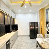 Hàng Nóng Nhà Đẹp - Xe Hơi Ngủ Trong Nhà - Nhỉnh 4 Đồng