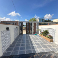 Bán Nhàdiện Tích162M2 Cách Bãi Biển Phước Bình Huyện Long Điền 700M Có 2P Ngủ, P Khách Lớn Và Sân Ô Tô