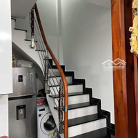 Bán Nhà Riêng Tại Đức Giang, 4,75 Tỷ, 32M2, 3 Phòng Ngủ 2 Vệ Sinh Đầy Đủ Nội Thất