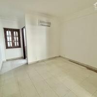 Cho thuê rẻ nhà vị trí đẹp 4 x 23m Điện Biên Phủ Quận 3 TP.HCM