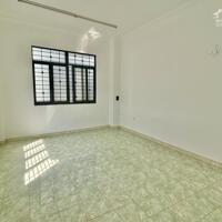 Cho thuê rẻ nhà vị trí đẹp 4 x 23m Điện Biên Phủ Quận 3 TP.HCM