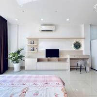 Căn hộ quận 1 cao cấp đường trần đình xu gần bùi viện full nội thất có ban công máy giặt riêng tivi