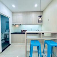 Căn hộ quận 1 cao cấp đường trần đình xu gần bùi viện full nội thất có ban công máy giặt riêng tivi