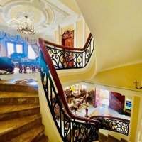 Giảm 10 Tỷ !Bán Biệt Thự Siêu Đẹp Cách Mạng Tháng 8, P5, Tân Bình.diện Tích10X30M, H5T, 62 Tỷ 0705928382