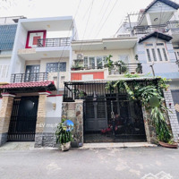 Nhà Đẹphẽm Xe Hơisát Mặt Tiền Phú Châu, Gần Bệnh Viện Tp Thủ Đức - 1 Trệt 2 Lầu - 3 Phòng Ngủ- 3 Vệ Sinh- 5 Tỷ Nhỉnh
