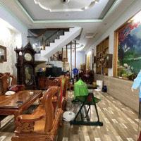 Bán Nhà Gần Siêu Thị Bigc , Đường Bê Tông 10 M Phường Đông Hòa Dĩ An