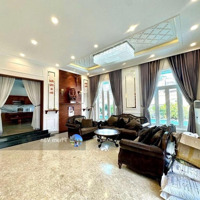 Siêu Biệt Thự Vip- Mặt Tiền Đường- Kế Bệnh Viện Đk Tp Thủ Đức - 1 Hầm 2 Lầu, Có Hồ Bơi,Diện Tích430M2
