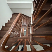 Bán Nhà Phố Kim Mã Ô Tô Đỗ Cửa Nhà 4 Tầng Dân Xây Chắc Chắn 12.6 Tỷ. Chính Chủ Cần Bán.
