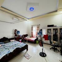 Bình Tân, Mặt tiền KD, Nhà đẹp 3 tầng, 100m2, ngang 5m, giá rẻ.