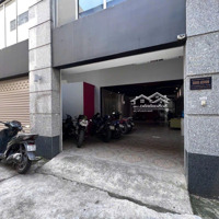 Bán Nhà Chdv Hai Bà Trưng .P Võ Thị Sáu .Quận 3 -Diện Tích 10X20M
-Kết Cấu 5 Tầng + Thang Má