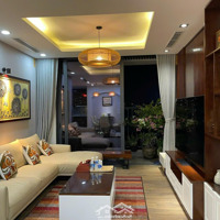 Chính Chủ Cần Cho Thuê Căn Hộ 122M2 Với 3 Ngủ 2 Vệ Sinh Full Nội Thất Đẹp, View Hồ Điều Hòa