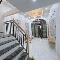 Bán Nhà Đẹp 3 Tầng 45M², 4 Phòng Ngủtặng Nội Thất Đẹp Sát Q1, Chợ Bà Chiểu