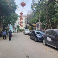 B Án Nhà Phố Lụa - Vạn Phúc 30M2 5 Tầng Mt4,6M. Oto Đỗ Cửa Giá Nhỉnh Xíu 7 Tỷ.