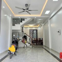 Bán Nhà 3.5 tầng Độc Lập móng khoan nhồi Đồng Hòa Kiến An Hải Phòng oto 4 chỗ vào nhà giá 3.45 tỷ. Tặng kèm nội thất.