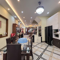 Bán Nhà Phố Ngô Xuân Quảng, Gia Lâm - 100 M2,Mặt Tiền5M - Sầm Uất, Vỉa Hè, Ô Tô Tránh - Giá Bán 16.1 Tỷ