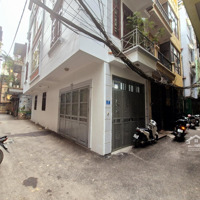 Bán Gấp Nhà Cầu Giấy- Dân Ở - Phân Lô- Ô Tô Đỗ Cửa- Gần Chợ,Trường,Tiện Ích Đủ Cả-An Sinh Đỉnh