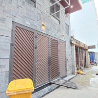 Toà Nhà Lô Góc Đức Diễn Bắc Từ Liêmdiện Tích89/105M X 7T Xmặt Tiền6M Giá Bán 20 Tỷ Có Thương Lượng