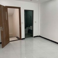 Bán Nhà 5 Tầng Mới Koong,3 Ngủ 4 Vệ Sinh,Trung Tâm Phố Phúc Lợi Long Biên, Giá 4,550 , Đường Vào 2M..