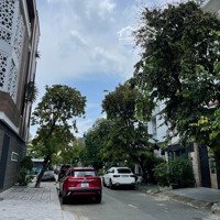 Bán Nhà 100M2( 520) Mới Tinh,Full Nội Thất,Xe Hơi Ngủ Trong Nhà,Lê Văn Lương,Q7.Chỉ Nhỉnh 11 Tỷ