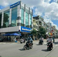 Siêu Phẩm Quận 3! Góc 2Mặt Tiềnnam Kỳ Khởi Nghĩa! Dt: 11 X 20M - 3 Tầng - Hđt: 250 Triệu. Giá Bán 78 Tỷ