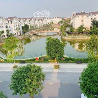 Bán Lô Áp Góc Đối Diện Sân Bóng Nam Hồng Từ Sơn, View Mát Mẻ Gần Tttm, Sổ Cầm Tay, Liên Hệ: 0326569236