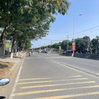 Đất mặt tiền nguyễn tất thành gần trường chính trị