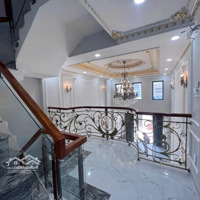 Bán Nhà Phố Linh Đông Phạm Văn Đồng Thủ Đức 4 Tầnghẽm Xe Hơi70M2 Chỉ 8,7 Tỉ.