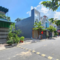 Chỉ 3.25 Tỉ - Nhà 2 Tầng Kdc Phú Hồng Thịnh- Trước Nhà Là Công Viên Cực Thoáng. Liên Hệ: 0902946533