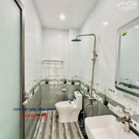  Bán Nhà Phố Liền Kề Lê Văn Thịnh, Quận 2 _ Không Qui Hoạch _ Hẻm Xe Hơi _ 2 tầng 2 pn