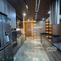 Chính Chủ Bán Căn 133M2 - 8,8 Tỷ - Hoa Hậu Của Ct8 - Emerald - Tầng Cao - Full Nội Thất, 3Pn-2Vs.