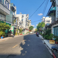Nhà Nát Tiện Xây Mớidiện Tích6,6 X 18M Nở Hậu 6.86M Vị Trí Đẹp Ko Hố Ga Cột Điện.