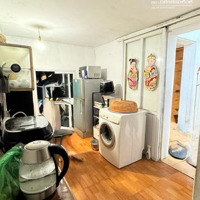 Bán Nhanh Tập Thể Nguyên Bản Minh Khai - Ô Tô Đỗ Chân Toà Nhà - Sử Dụng 45M2 - Nhỉnh 2 Tỷ