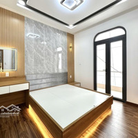 Bán Nr 4 Tầng, 3 Phòng Ngủ 3 Vệ Sinh Giá Siêu Hời Tại Trần Quang Khải, Tân Định, Q1, Hcm, 8 Tỷ, 32M2