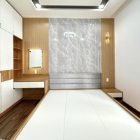 Bán Nr 4 Tầng, 3 Phòng Ngủ 3 Vệ Sinh Giá Siêu Hời Tại Trần Quang Khải, Tân Định, Q1, Hcm, 8 Tỷ, 32M2