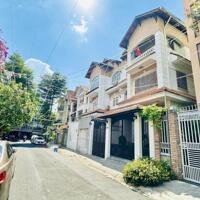 Bán Siêu Biệt Thự Duy Nhất Ngang 16m Số: 202-204 Hoa Lan, Phường 2, Quận Phú Nhuận