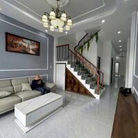 Chủ cần tiền kinh doanh bán nhà tại Hóc Môn giá chỉ 820 triệu 6mx21m
