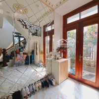 Biệt Thựmặt Tiềnsiêu Đẹp - Bà Điểm - Cạnh Bx An Sương - 11X12M - 3 Tầng - Tặng Toàn Bộ Nt - Giá 10.X Tỷ