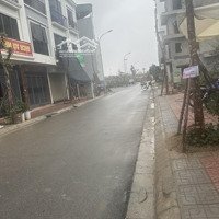 Tái Định Cư Ngọc Thụy,Phân Lô Vỉa Hè Ô Tô Tránh,Hạ Tầng Phát Triển Từng Ngày,Xung Quanh Công Viên