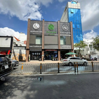 Siêu Vị Trímặt Tiềnhai Bà Trưng Quận 3 ..Dt.. 20 X 30M = 600M2 .. 2 Tầng... Hđt 700 Triệu... Giá Bán 300 Tỷ