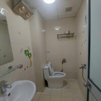 cho thuê chung cư C37 Bắc Hà, 95m, 3 phòng ngủ, đủ đồ 14 triệu