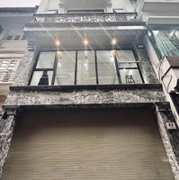 Hàng Hiếm-Còn Đúng 1 Căn Nhà 5T Lô Góc Oto 7C Vào Nhà. Giữa Trung Tâm Gia Lâm Mà Chỉ Hơn 6Tỉ