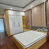 Hàng Hiếm-Còn Đúng 1 Căn Nhà 5T Lô Góc Oto 7C Vào Nhà. Giữa Trung Tâm Gia Lâm Mà Chỉ Hơn 6Tỉ