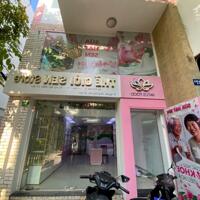 Cho Thuê Nhà Căn Góc Mặt Tiền Đường Nguyễn Hồng Đào - Ngay Khu Bàu Cát Tân Bình - 5x17- 5 Tầng