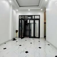 BÁN NHÀ PHỐ VỌNG HAI BÀ TRƯNG 40m2, 6 TẦNG MẶT TIỀN 4,2m GIÁ 9 TỶ
