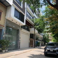 Bán Nhà Trịnh Công Sơn Hướng Đn - 75M2 X 6T Thang Máy - 1 Nhà Ra Phố - Oto Đỗ Cửa