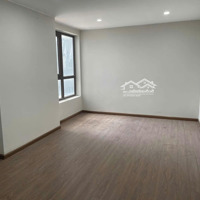 Chính Chủ Cho Thuê Căn Hộ 3Pndiện Tích126M2 Tòa Udic Westlake Mặt Đường Võ Chí Công Giá Tốt